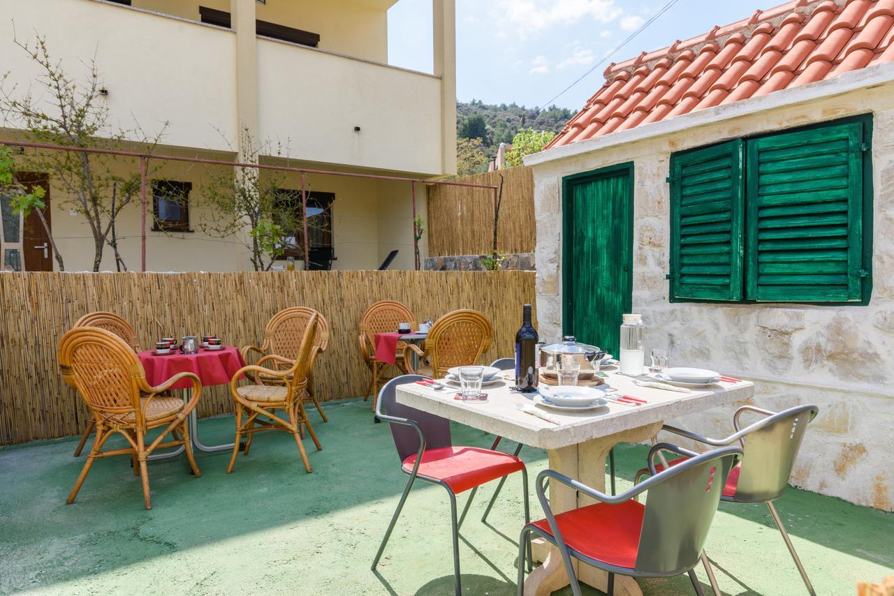 Apartmani Marko i Ana Marina Esterno foto