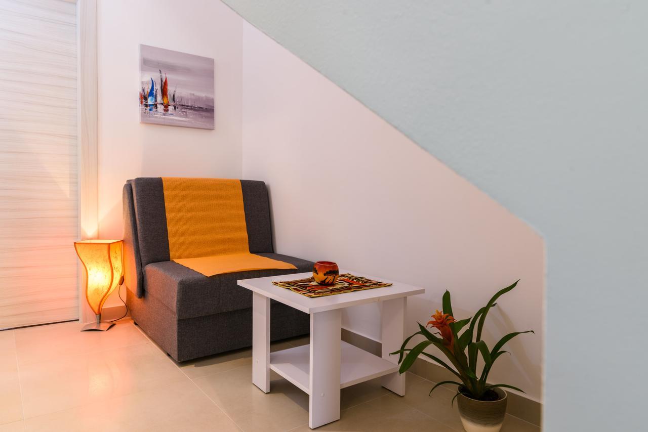 Apartmani Marko i Ana Marina Esterno foto