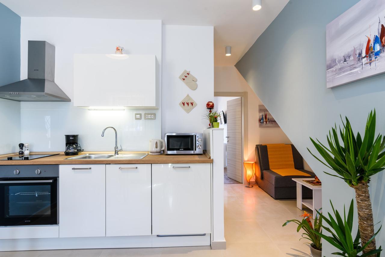 Apartmani Marko i Ana Marina Esterno foto
